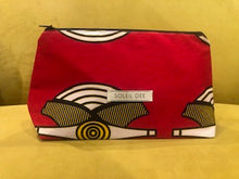 Load image into Gallery viewer, Soleil Dee Wash Bag