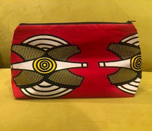 Load image into Gallery viewer, Soleil Dee Wash Bag