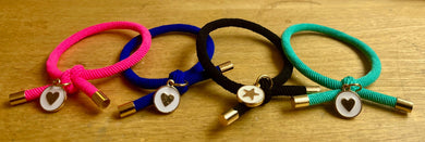 Hairband with heart pendant