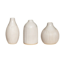Load image into Gallery viewer, White Ceramic Bud Vases - Set of 3